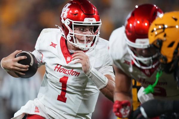 Buoyed by red-zone offense, No. 22 Houston faces West Virginia