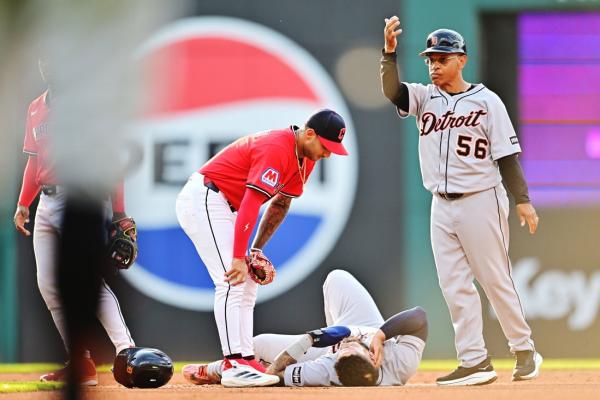 Tigers All-Star 2B Gleyber Torres (neck) exits vs. Guardians thumbnail