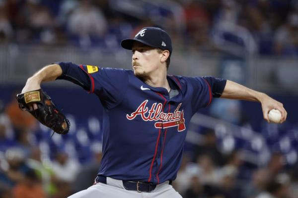 Braves display power in downing struggling Marlins