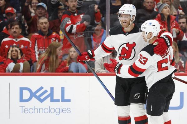 Devils use power-play goals to slip past Capitals