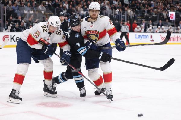 Jesper Boqvist’s two-goal outing sends Panthers past Utah