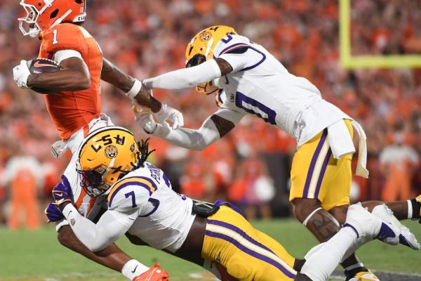 Garrett Nussmeier’s TD pass rallies No. 9 LSU past No. 4 Clemson