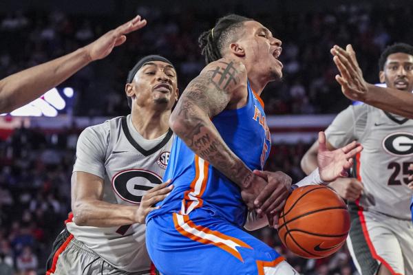 No. 3 Florida, No. 12 Texas A&M trying to shake off losses