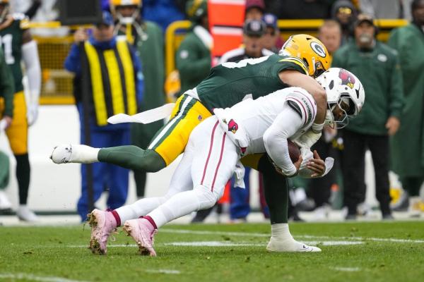 Jordan Love, Packers jump out to big lead, rout Cards