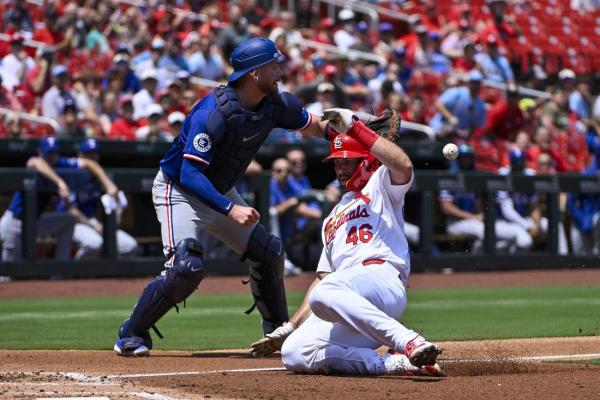 Tommy Pham helps Cardinals rout Rangers, 10-1