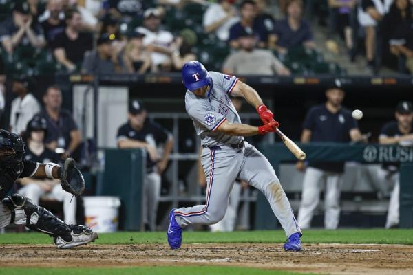 Corey Seager helps Rangers improve to 6-0 vs. White Sox this year