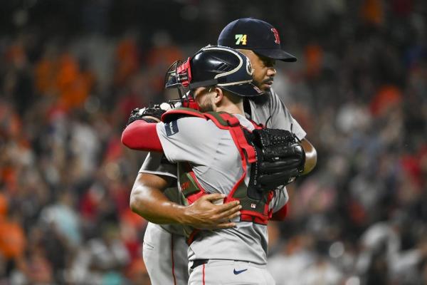 MLB roundup: Red Sox top O's in 12-10 slugfest thumbnail