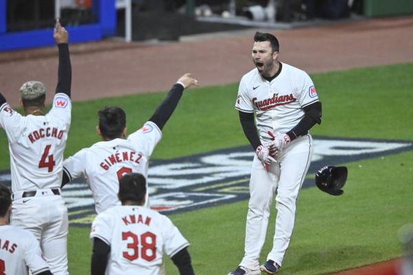 David Fry belts walk-off HR in 10th, Guardians stun Yankees in Game 3