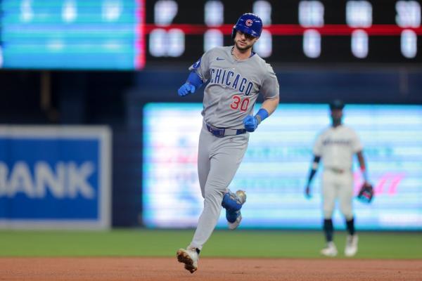 Cubs rack up 21 hits in 14-1 rout of Marlins