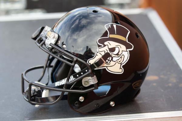 Wake Forest squeaks past Kennesaw State in debut of coaches