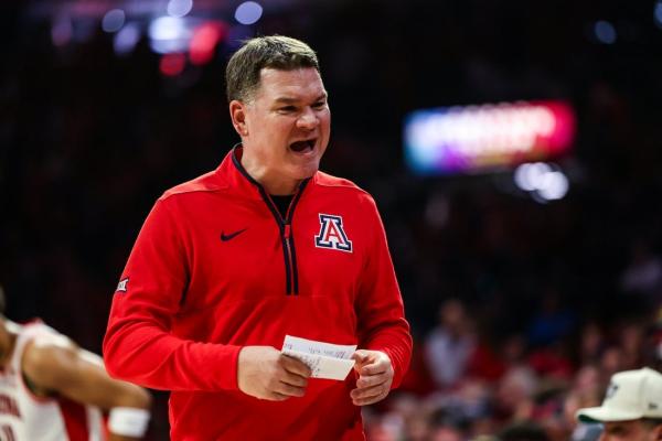 Six double-digit scorers help No. 1 Arizona blow out Abilene Christian