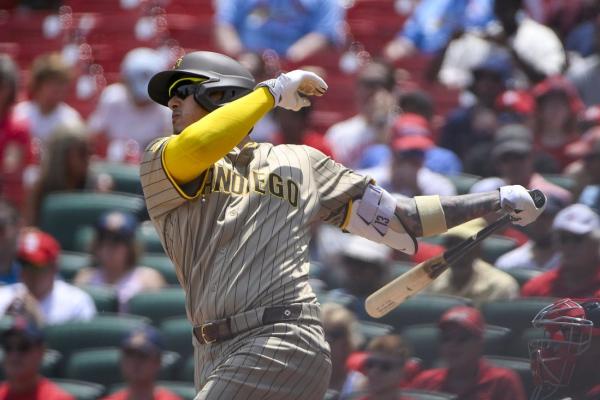 Manny Machado, Padres notch four-game split with Cardinals