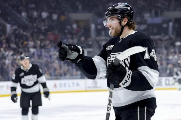 NHL roundup: Kings beat Wild to extend win streak to 5