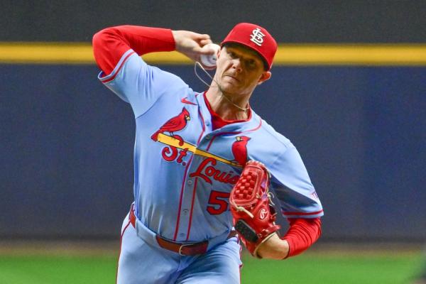 Reports: Cardinals trading RHP Sonny Gray to Red Sox