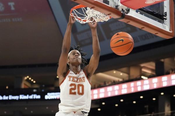 Texas gets off to hot start in drubbing of Chicago State