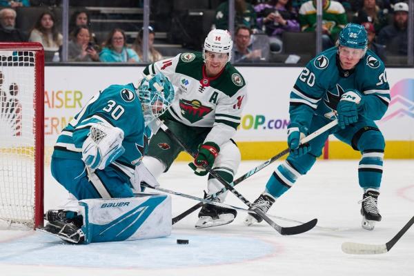 Marc-Andre Fleury helps Wild shut down Sharks