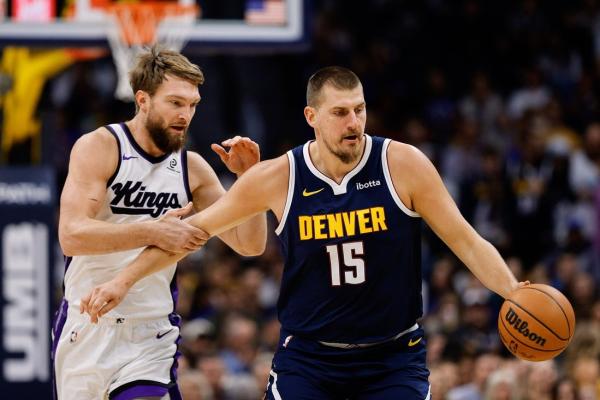 Nikola Jokic (34), Nuggets maintain dominance of Kings