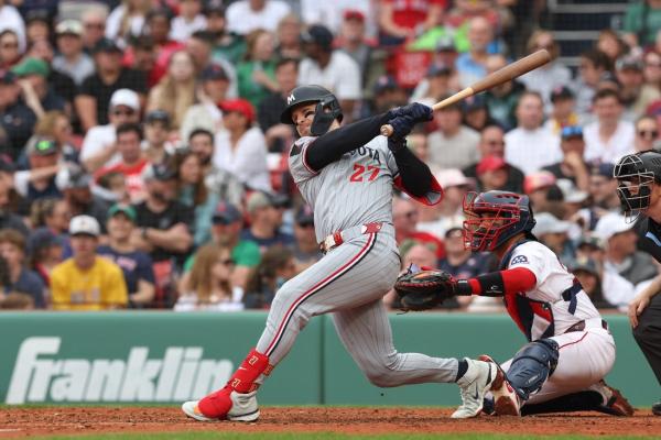 Twins pull out narrow win to take series from Red Sox