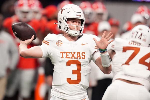 Meet the 12 CFP Title Contenders: No. 5 Texas