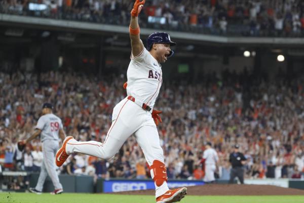Cam Smith, Astros walk off Twins in thriller