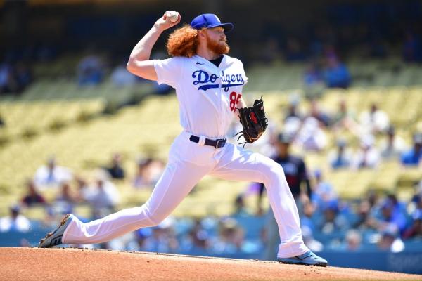 Dodgers agree to one-year deal with RHP Dustin May