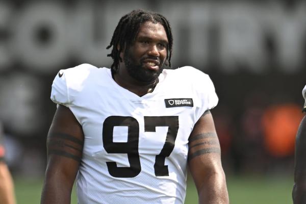 Jets acquire DT Jowon Briggs from Browns