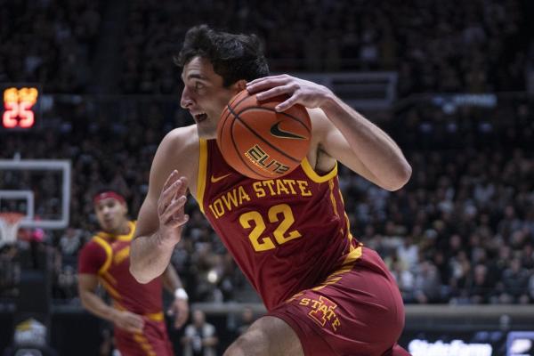 No. 4 Iowa State takes down Eastern Illinois, improves to 11-0