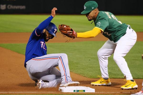 Wyatt Langford-led Rangers win in final night game in Oakland thumbnail