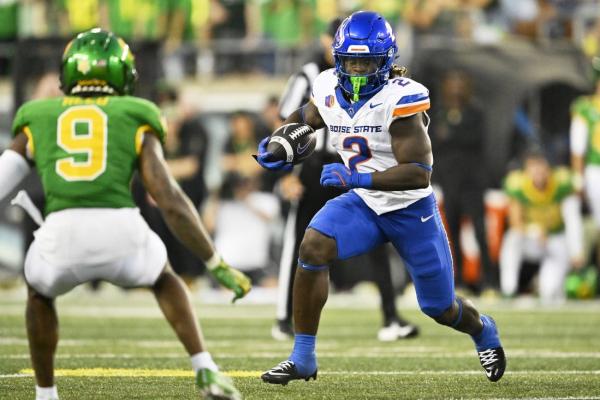 Future Pac-12 foes Washington State, No. 25 Boise State face off