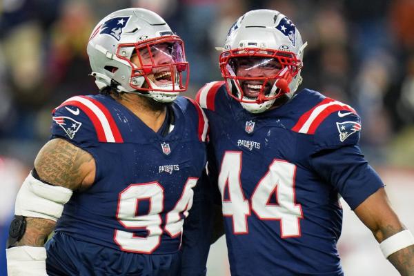 Dueling pass rushes key as Patriots host Chargers in wild-card round