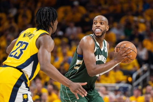 Report: Bucks vet Khris Middleton (ankles) to miss opener thumbnail