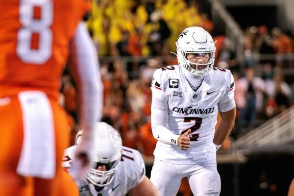 Steady QB Brendan Sorsby leads No. 24 Cincinnati to rout of Oklahoma State