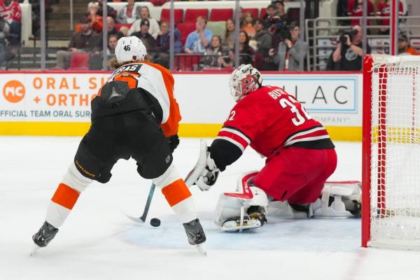 Brandon Bussi, Hurricanes beat Flyers again in shootout