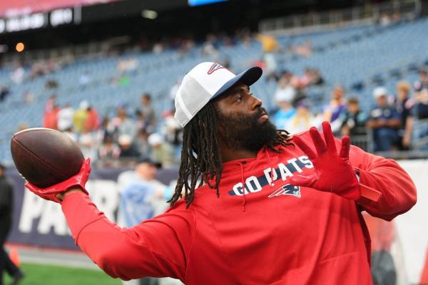 Falcons acquire pass rusher Matthew Judon from Patriots