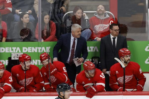 Red Wings, rising thanks to new coach, host road-weary Sens