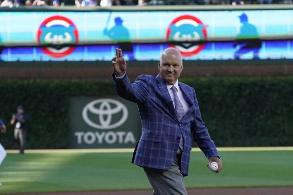 Cubs Hall of Famer Ryne Sandberg now cancer-free thumbnail