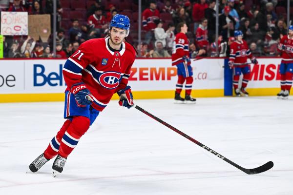 Canadiens F Jake Evans inks 4-year extension