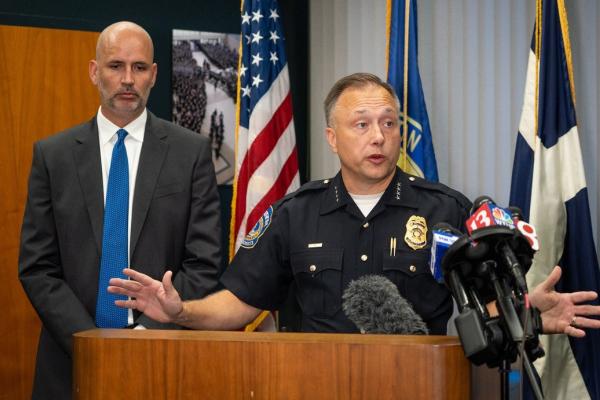 Ex-NFL QB Mark Sanchez charged with felony battery