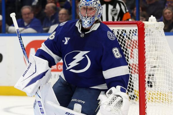 Lightning get back to winning at Panthers’ expense
