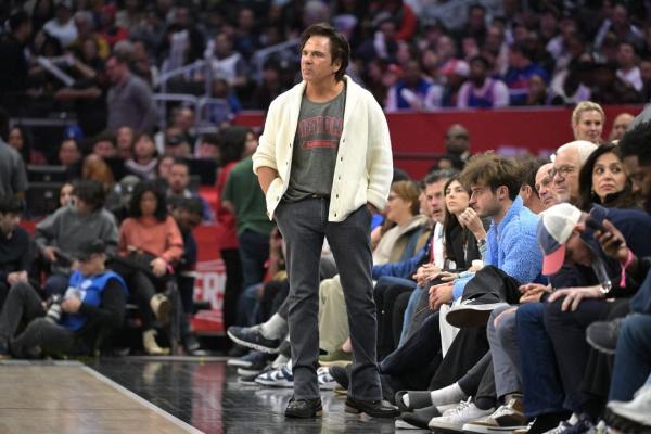 Billionaire Tom Gores buys 27 percent of Chargers, ends sibling squabble