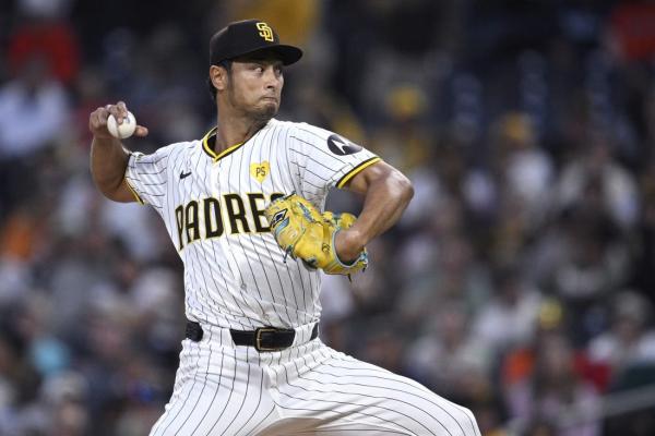 Yu Darvish, Padres clip Astros thumbnail