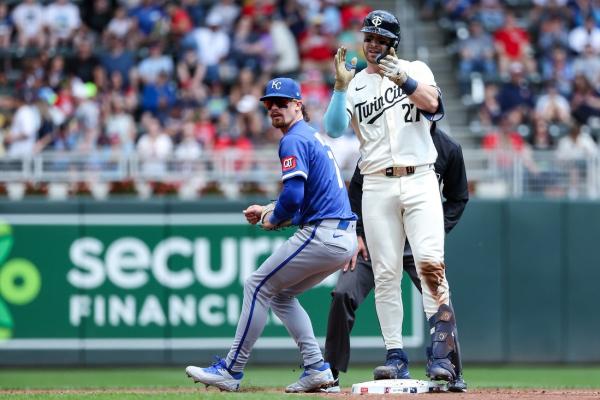 Maikel Garcia’s 10th-inning hit lifts Royals over Twins