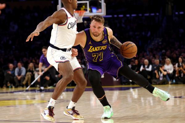 Clippers, Lakers set to square off for final time in regular season