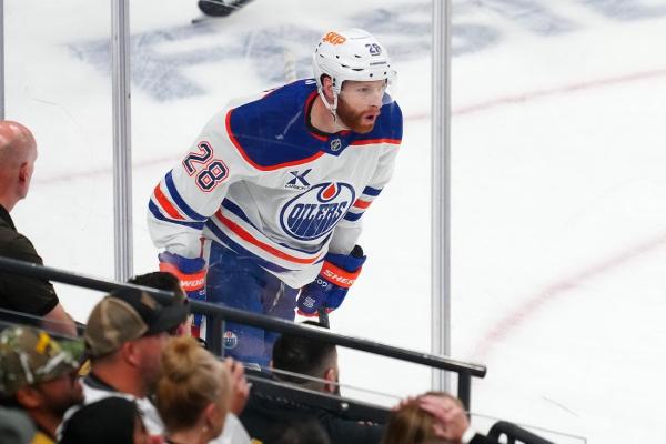 Oilers F Connor Brown out for Game 4 vs. Stars