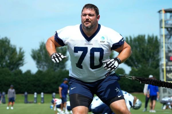 Cowboys star G Zack Martin weighing whether to play in 2025