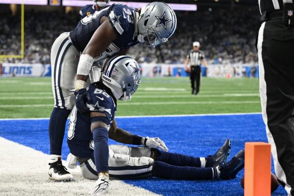 Cowboys WR CeeDee Lamb practices, still in protocol
