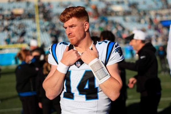 Panthers’ Andy Dalton, family in car accident; QB being evaluated