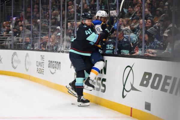 Kraken D Ryker Evans agrees to two-year, $4.1M deal