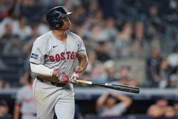 Red Sox 3B Rafael Devers (shoulder) out for AL All-Stars thumbnail