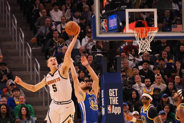 Minus two stars, Nuggets still upend Warriors